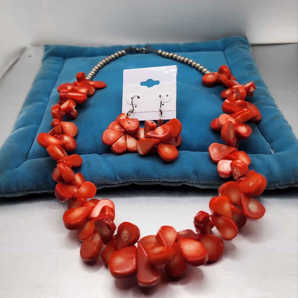 Vintage Coral Necklace and Earring Set